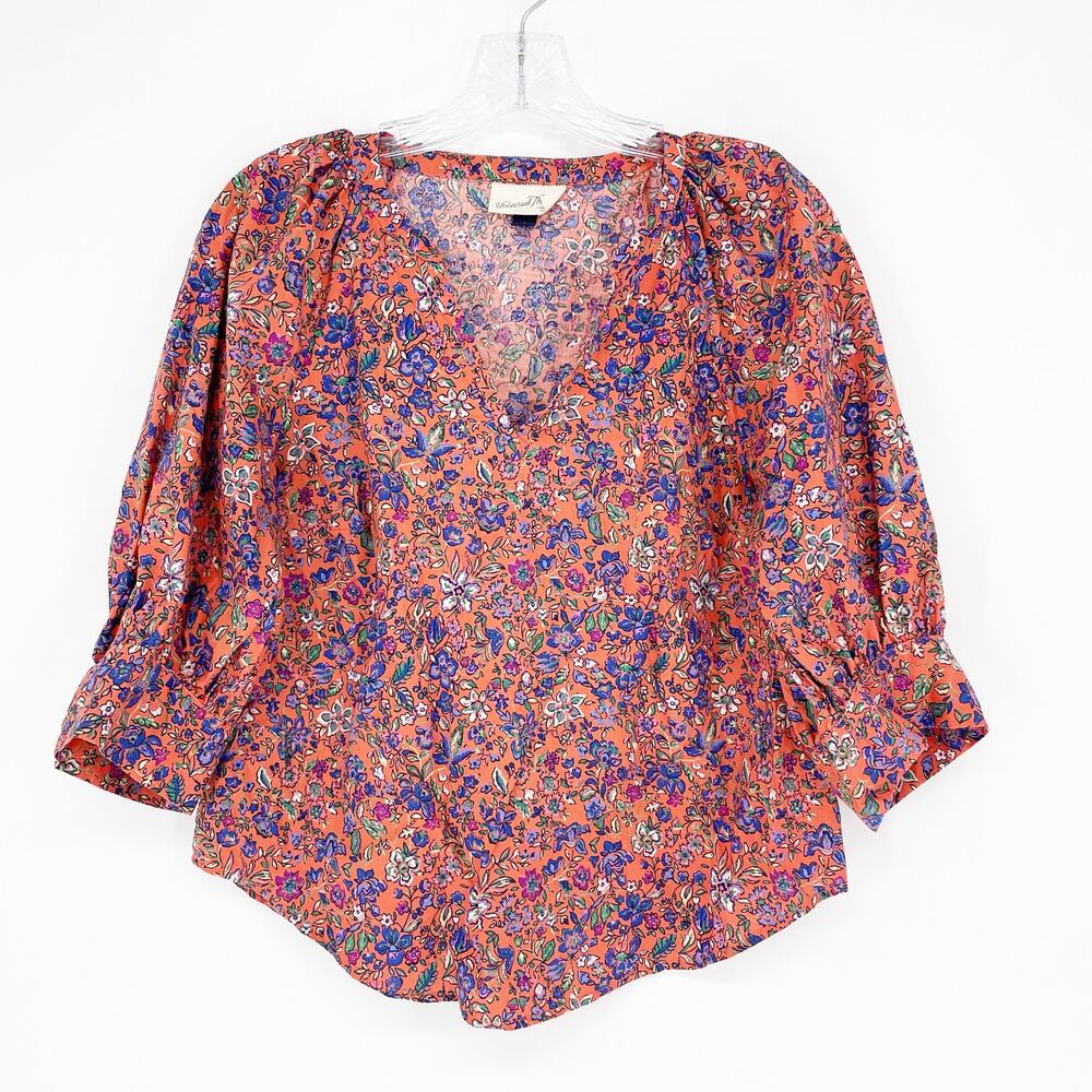 Universal Thread Split Neck Floral Cotton Top Size Small